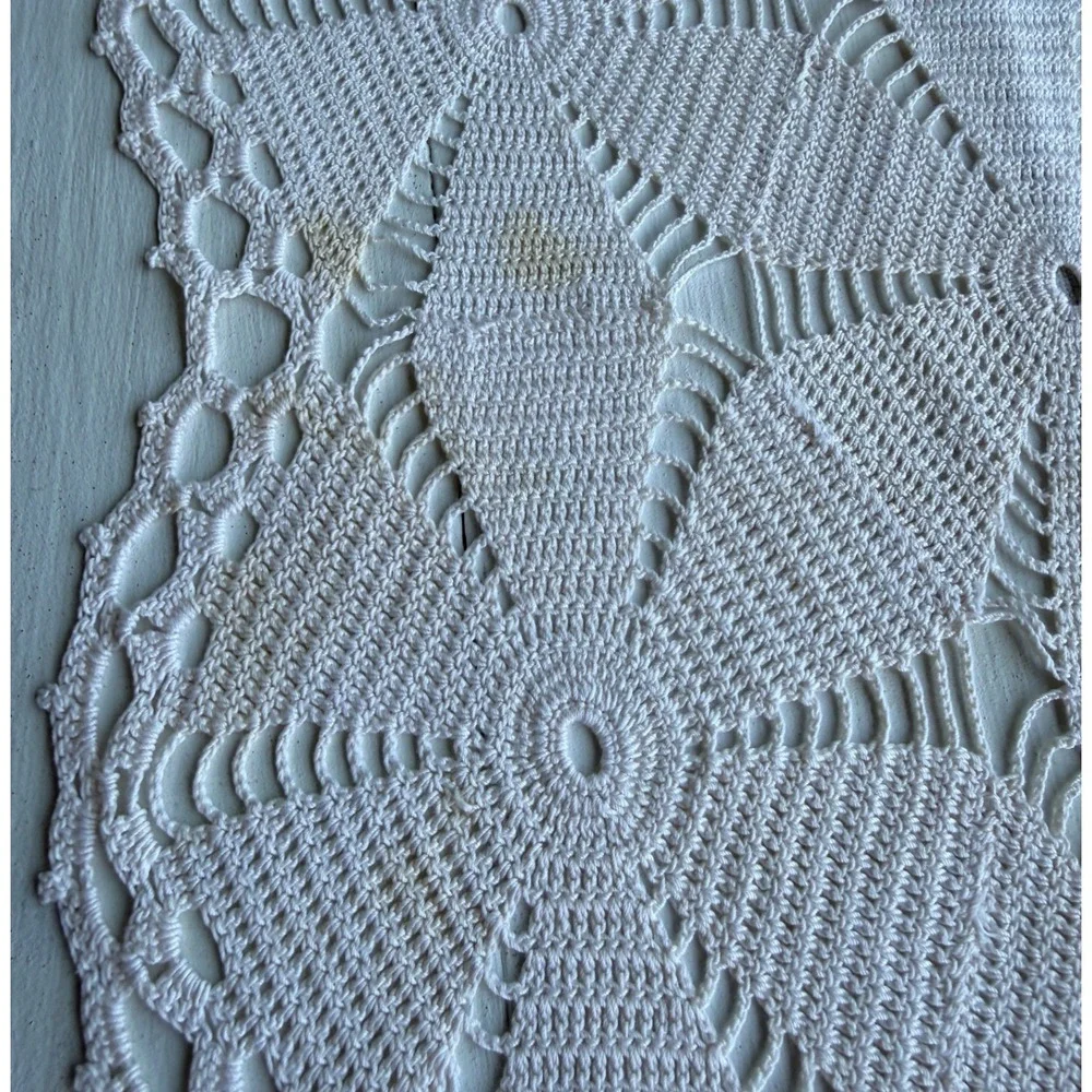 Vintage White Crochet Table Runner Handmade Lace Floral Medallion 40x13